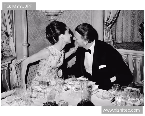 足球明星的多重婚姻生活揭秘与背后的情感故事分析